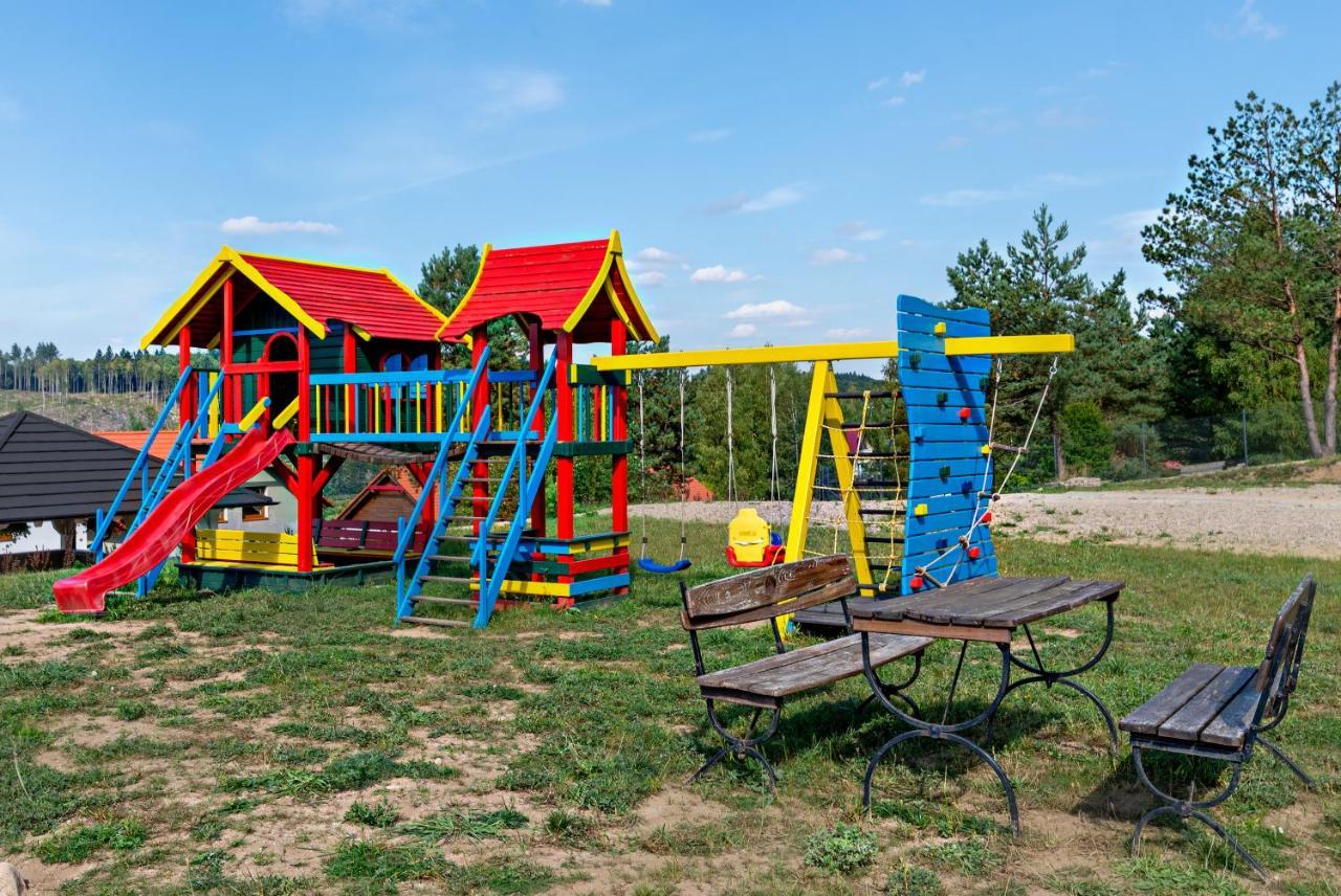 Malinowe Wzgorze Domki 90 M2 Z Sauna I Balia Krzeszna Exterior foto